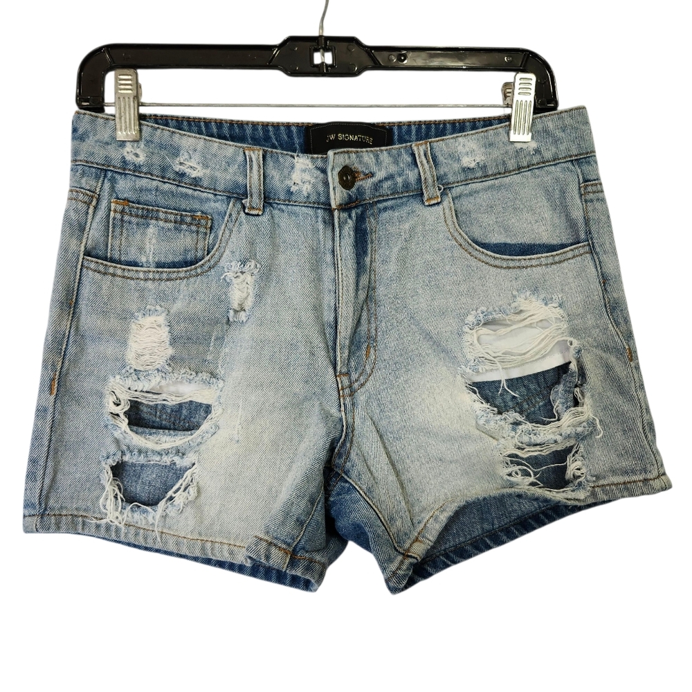 JW Signature Los Angeles Women’s‎ Medium Distressed Blue Jean Shorts